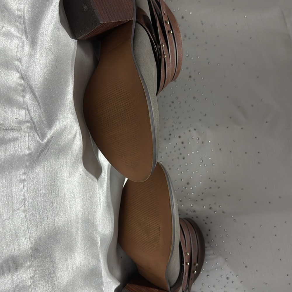 Studio Insole Booties - Picture 3 of 4